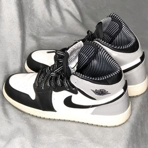 Lightly worn  Air Jordan  Mid 1 Retros